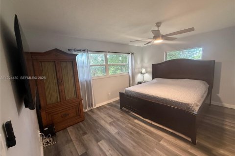 Снять в аренду кондоминиум в Маргит, Флорида 2 спальни, 86.4м2, № 1986485 - фото 6