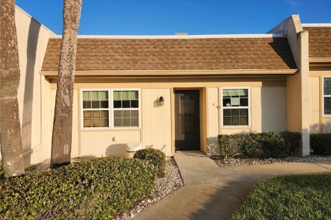 Condominio en venta en Port Richey, Florida, 2 dormitorios, 88.63 m2 № 1586717 - foto 1