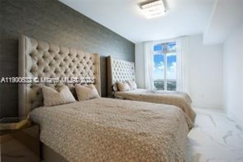 Condominio en alquiler en North Miami Beach, Florida, 4 dormitorios, 222.04 m2 № 1951969 - foto 7