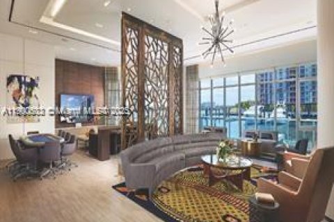 Condominio en alquiler en North Miami Beach, Florida, 4 dormitorios, 222.04 m2 № 1951969 - foto 22