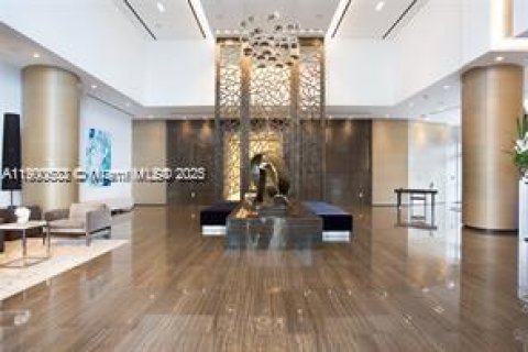 Condominio en alquiler en North Miami Beach, Florida, 4 dormitorios, 222.04 m2 № 1951969 - foto 20