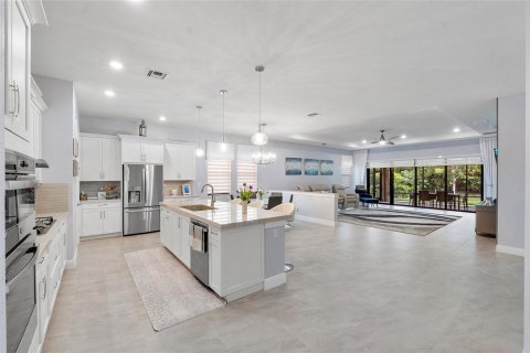 House in Parkland, Florida 3 bedrooms, 265.33 sq.m. № 2183403 - photo 15