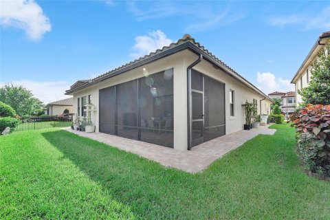 House in Parkland, Florida 3 bedrooms, 265.33 sq.m. № 2183403 - photo 6