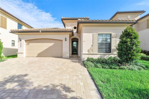 House in Parkland, Florida 3 bedrooms, 265.33 sq.m. № 2183403 - photo 2