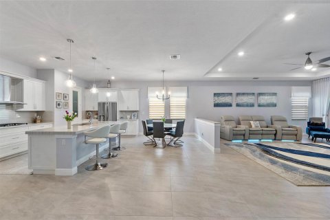 House in Parkland, Florida 3 bedrooms, 265.33 sq.m. № 2183403 - photo 16