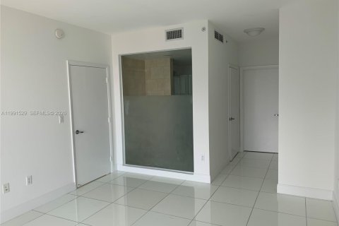 Copropriété à vendre à Miami, Floride: 2 chambres, 103.49 m2 № 2334589 - photo 9