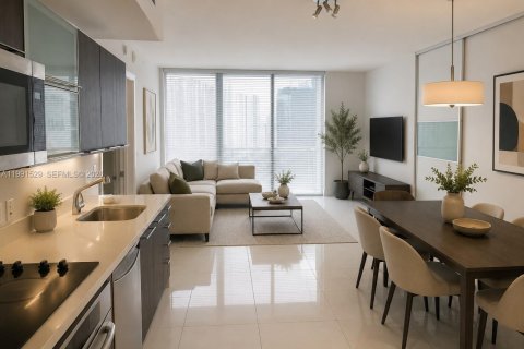 Copropriété à vendre à Miami, Floride: 2 chambres, 103.49 m2 № 2334589 - photo 3