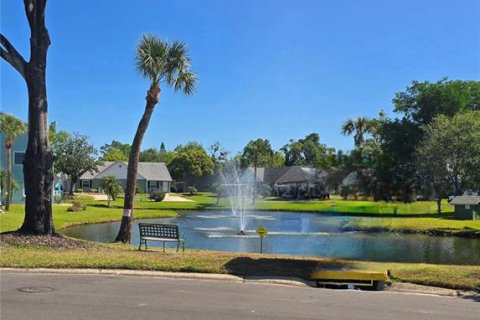House in New Port Richey, Florida 2 bedrooms, 104.42 sq.m. № 2147781 - photo 21