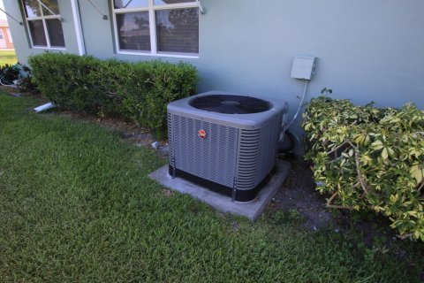 Condo in Boynton Beach, Florida, 2 bedrooms № 2262283 - photo 3