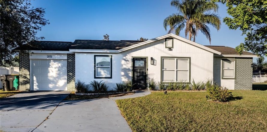 Villa ou maison à Kissimmee, Floride 2 chambres, 94.2 m2 № 2125962