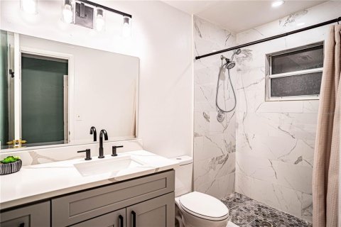 Villa ou maison à vendre à Kissimmee, Floride: 2 chambres, 94.2 m2 № 2125962 - photo 20