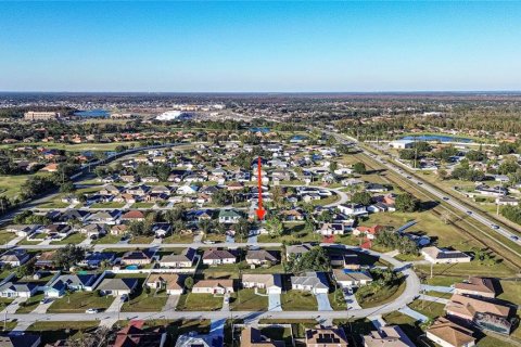 Villa ou maison à vendre à Kissimmee, Floride: 2 chambres, 94.2 m2 № 2125962 - photo 4