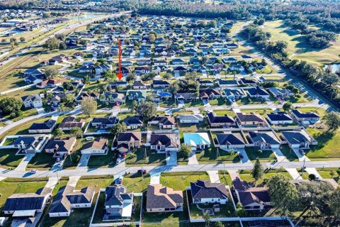Villa ou maison à vendre à Kissimmee, Floride: 2 chambres, 94.2 m2 № 2125962 - photo 28