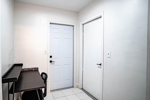 Villa ou maison à vendre à Kissimmee, Floride: 2 chambres, 94.2 m2 № 2125962 - photo 21
