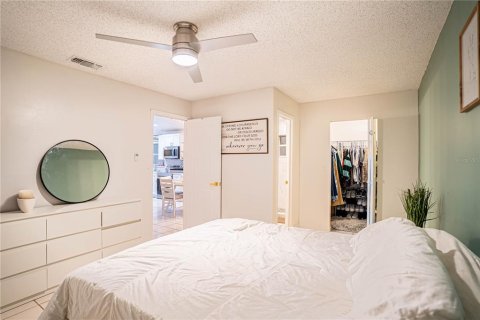 Villa ou maison à vendre à Kissimmee, Floride: 2 chambres, 94.2 m2 № 2125962 - photo 14