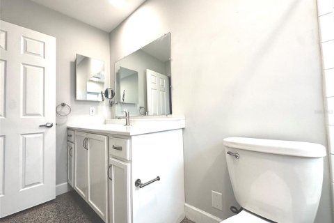 Villa ou maison à louer à Largo, Floride: 2 chambres, 105.91 m2 № 2148725 - photo 14