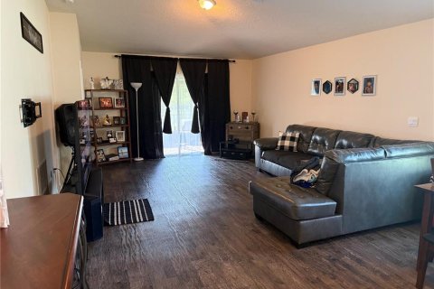 Villa ou maison à vendre à Bunnell, Floride: 4 chambres, 164.99 m2 № 2131911 - photo 6