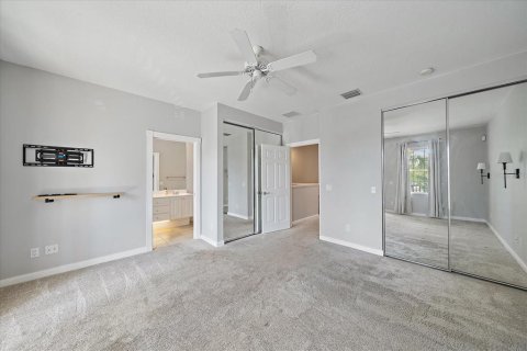 Townhouse in Sarasota, Florida 3 bedrooms, 153.47 sq.m. № 1754665 - photo 17
