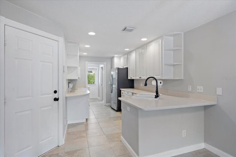 Townhouse in Sarasota, Florida 3 bedrooms, 153.47 sq.m. № 1754665 - photo 10