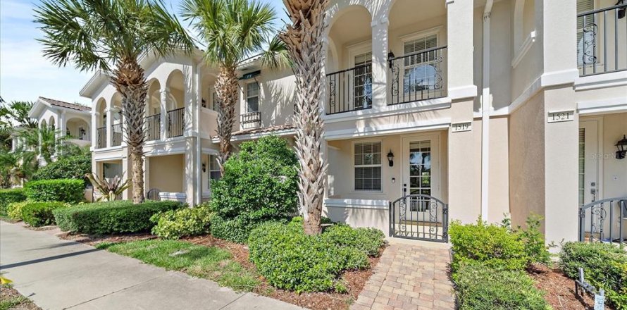 Townhouse in Sarasota, Florida 3 bedrooms, 153.47 sq.m. № 1754665