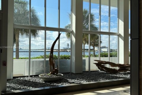 Condominio en venta en Fort Lauderdale, Florida, 2 dormitorios, 186.83 m2 № 1861808 - foto 29
