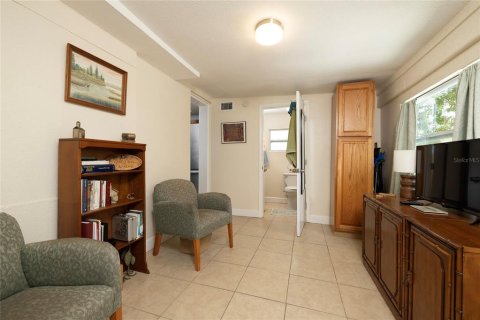 Casa en venta en Saint Petersburg, Florida, 3 dormitorios, 113.71 m2 № 2166919 - foto 17