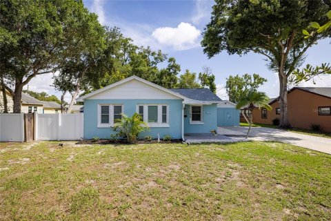 Casa en venta en Saint Petersburg, Florida, 3 dormitorios, 113.71 m2 № 2166919 - foto 4