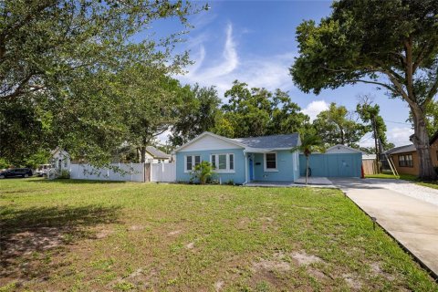Casa en Saint Petersburg, Florida 3 dormitorios, 113.71 m2 № 2166919
