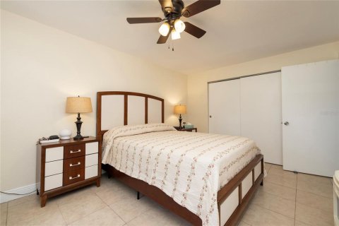 Casa en venta en Saint Petersburg, Florida, 3 dormitorios, 113.71 m2 № 2166919 - foto 19