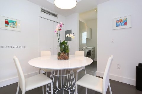 Купить кондоминиум в Майами-Бич, Флорида 1 спальня, 56.58м2, № 1985191 - фото 4