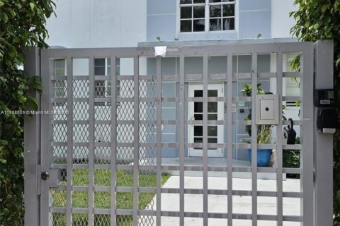 Купить кондоминиум в Майами-Бич, Флорида 1 спальня, 56.58м2, № 1985191 - фото 15