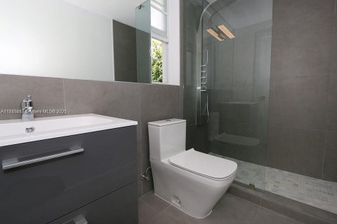 Купить кондоминиум в Майами-Бич, Флорида 1 спальня, 56.58м2, № 1985191 - фото 8