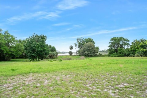 House in Pierson, Florida 2 bedrooms, 99.59 sq.m. № 2111611 - photo 5