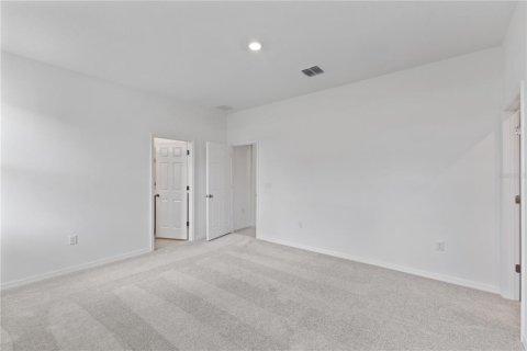 Casa en venta en Fruitland Park, Florida, 4 dormitorios, 153.01 m2 № 1780660 - foto 5