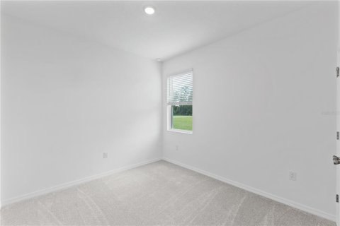 Casa en venta en Fruitland Park, Florida, 4 dormitorios, 153.01 m2 № 1780660 - foto 8