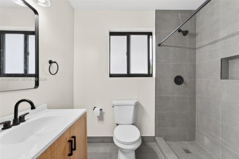 Снять в аренду виллу или дом в Майами, Флорида 2 спальни, 122.63м2, № 2026880 - фото 15