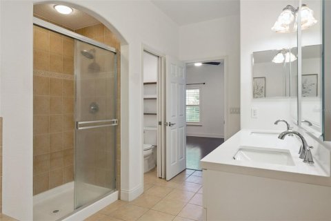 Touwnhouse à vendre à Orlando, Floride: 3 chambres, 182.46 m2 № 2284490 - photo 29