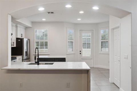 Touwnhouse à vendre à Orlando, Floride: 3 chambres, 182.46 m2 № 2284490 - photo 19