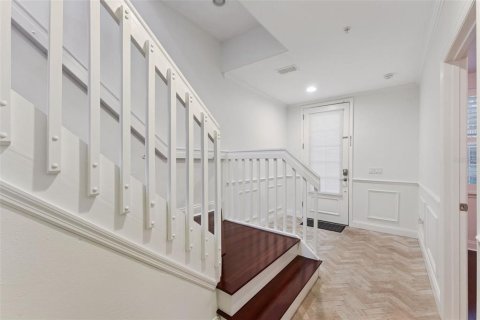 Touwnhouse à vendre à Orlando, Floride: 3 chambres, 182.46 m2 № 2284490 - photo 3
