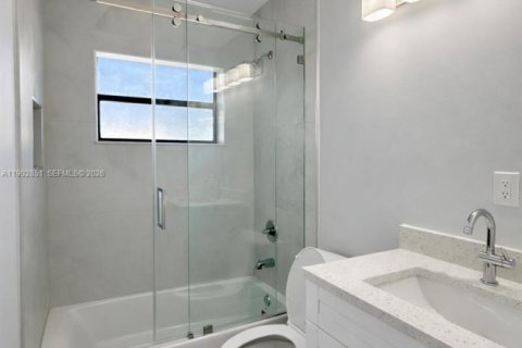 Casa en venta en Hollywood, Florida, 4 dormitorios, 129.32 m2 № 1956772 - foto 20