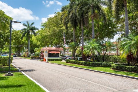 Condo in Pembroke Pines, Florida, 1 bedroom  № 1748320 - photo 26