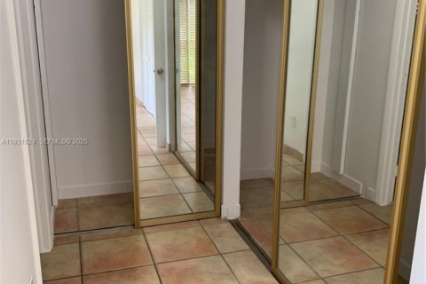 Touwnhouse à louer à Doral, Floride: 3 chambres, 159.05 m2 № 1991128 - photo 16