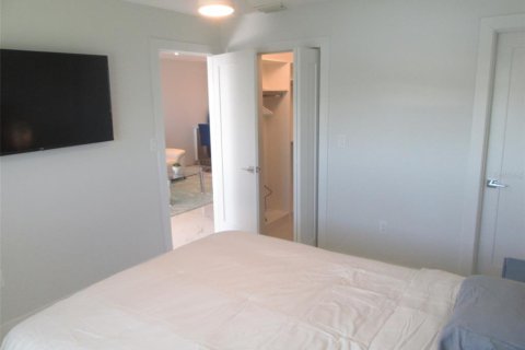 Condominio en alquiler en Lake Suzy, Florida, 2 dormitorios, 80.92 m2 № 1554450 - foto 13