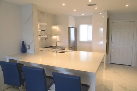 Condominio en alquiler en Lake Suzy, Florida, 2 dormitorios, 80.92 m2 № 1554450 - foto 4