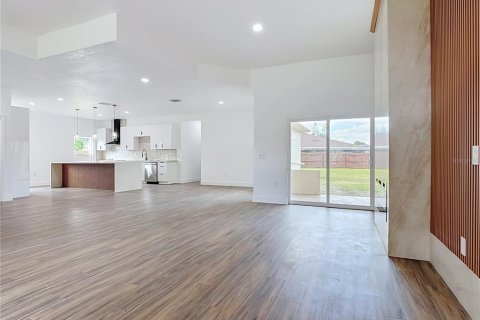 Casa en venta en Kissimmee, Florida, 4 dormitorios, 207.82 m2 № 2424269 - foto 7