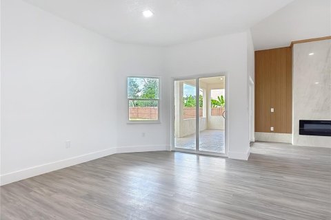 Casa en venta en Kissimmee, Florida, 4 dormitorios, 207.82 m2 № 2424269 - foto 12