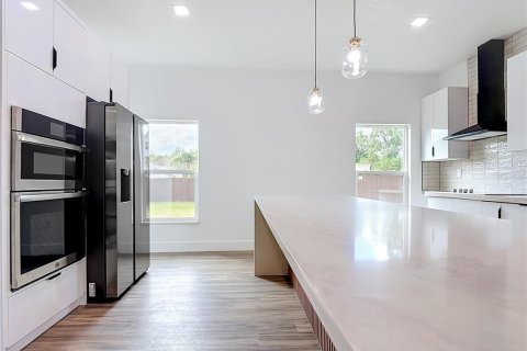 Casa en venta en Kissimmee, Florida, 4 dormitorios, 207.82 m2 № 2424269 - foto 22