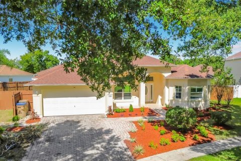 Casa en venta en Kissimmee, Florida, 4 dormitorios, 207.82 m2 № 2424269 - foto 3
