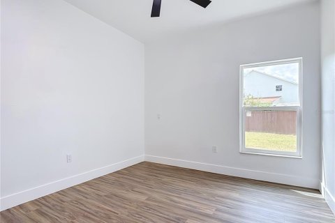 Casa en venta en Kissimmee, Florida, 4 dormitorios, 207.82 m2 № 2424269 - foto 27