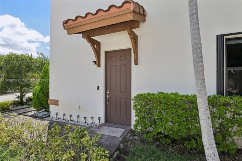 Townhouse in Miami, Florida 3 bedrooms, 195.47 sq.m. № 1941144 - photo 3